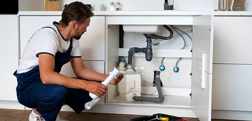 Plumbers for Frozen Pipes in Woodmere
